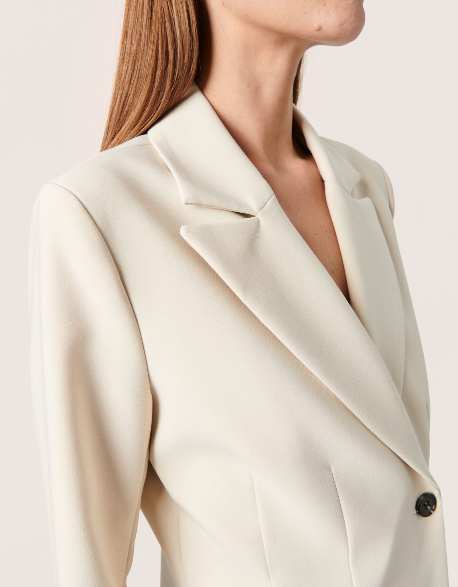 Soaked SOAKED IN LUXURY CORINNE BLAZER - SANDSHELL