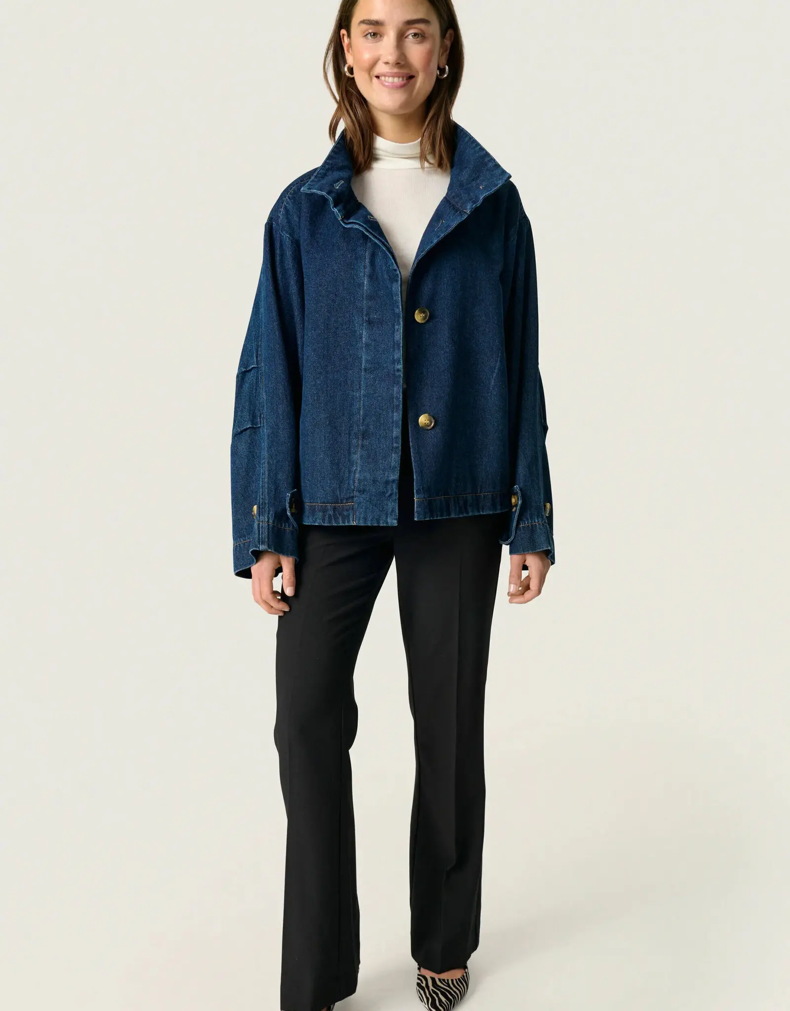 Soaked SOAKED IN LUXURY JANNINE JACKET - BLUE DENIM