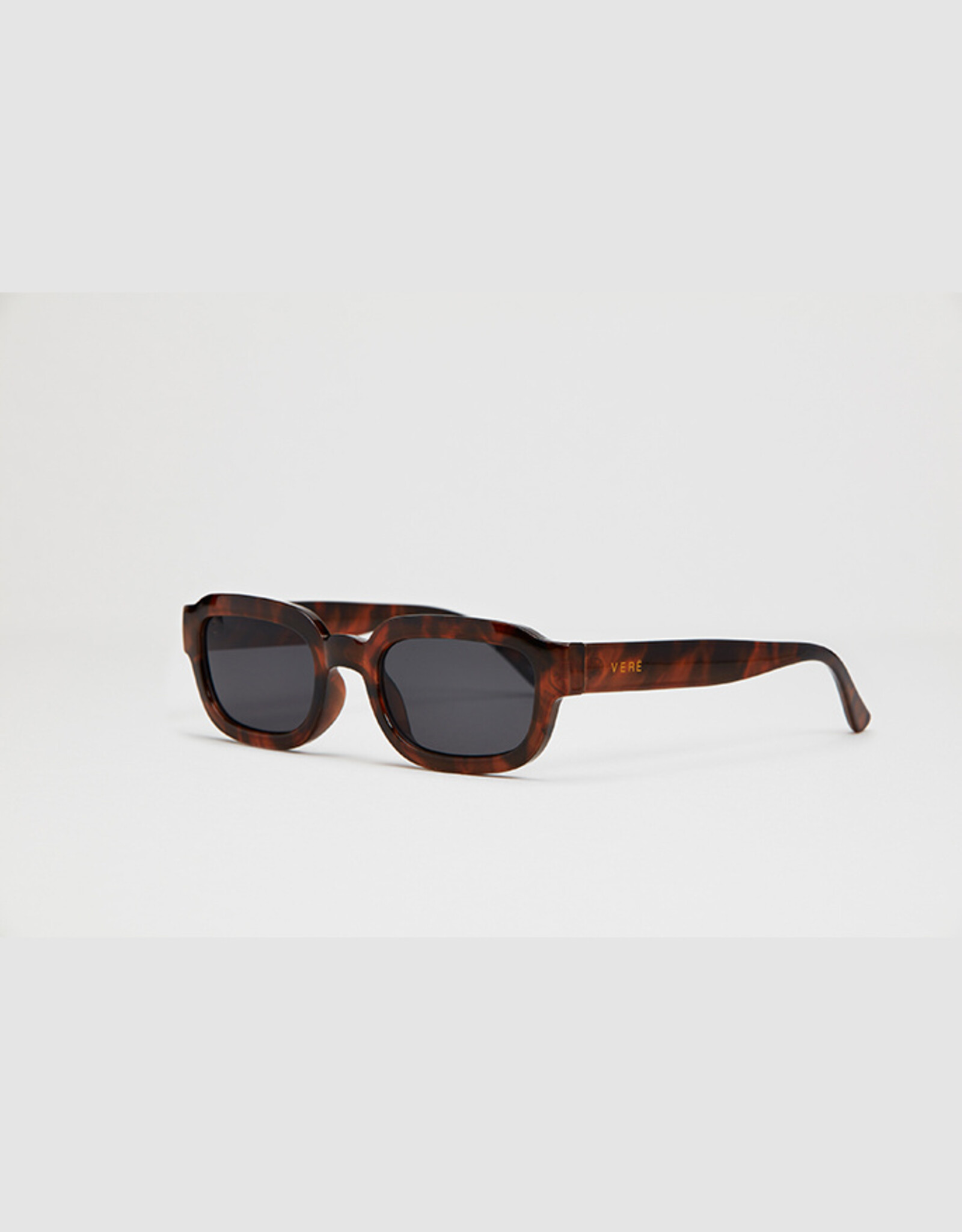 ver VERË SUNGLASSES 6852