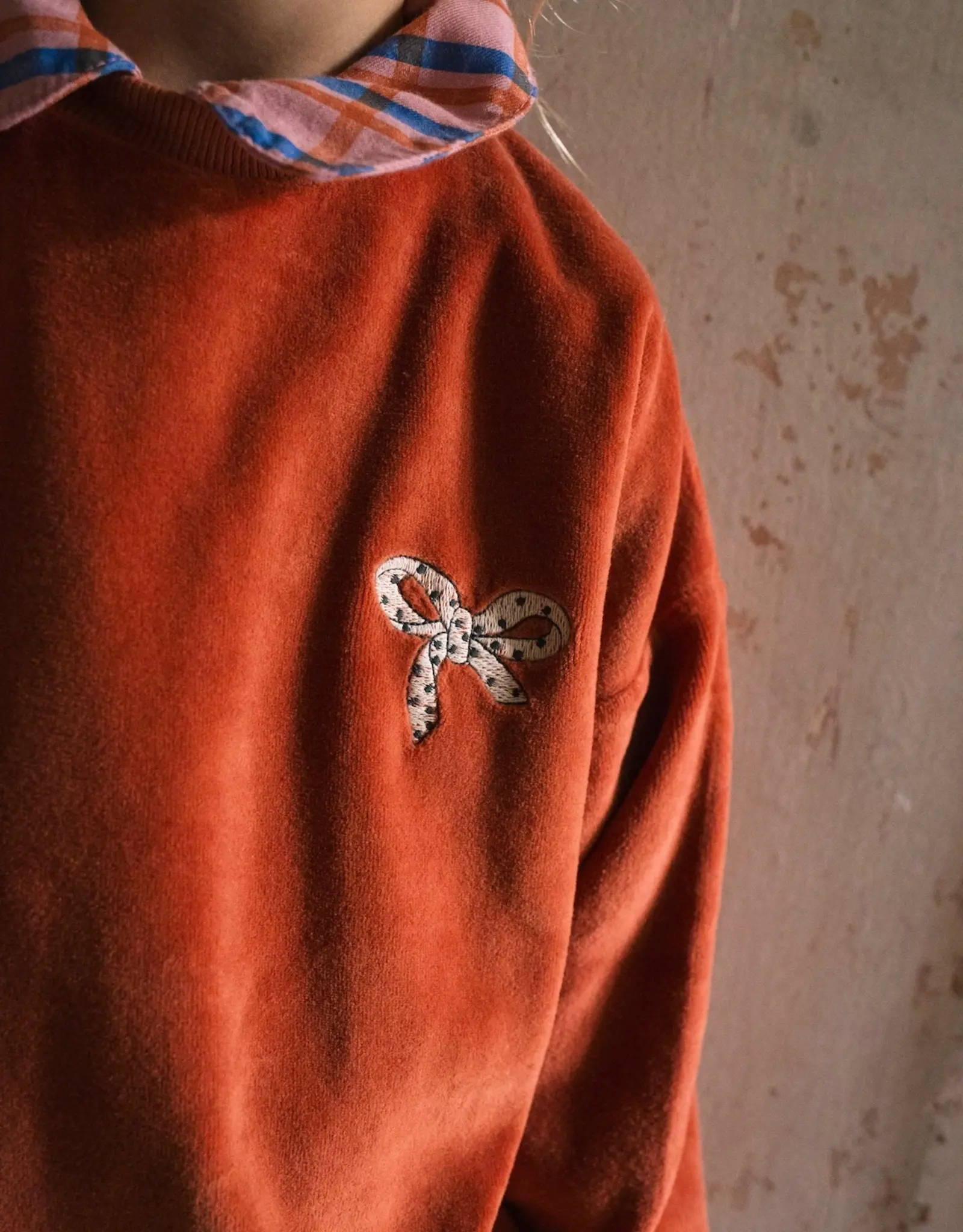 LORIE KIDS VELVET SWEATSHIRT - CLAY