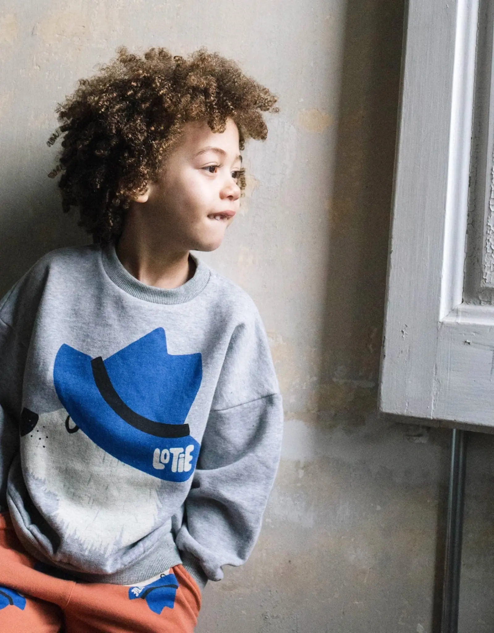 LOTIE KIDS SWEATSHIRT DOG - MEDIUM GREY