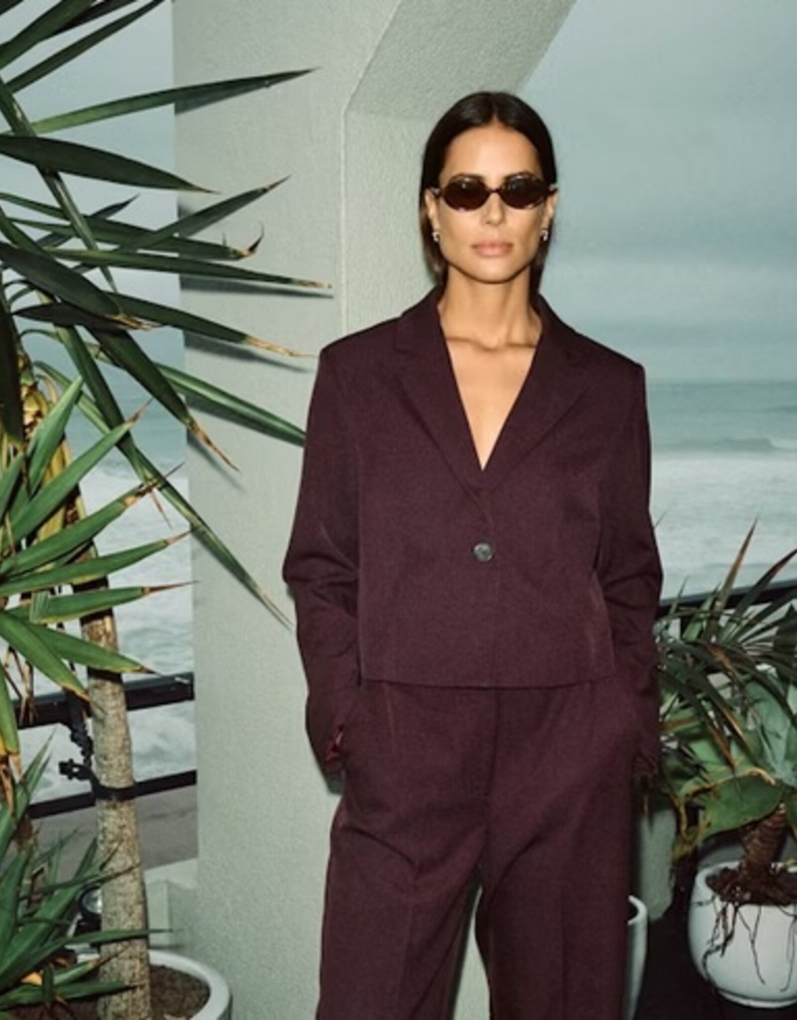 Soaked in Luxury SOAKED IN LUXURY LILU CROPPED BLAZER - WINETASTING