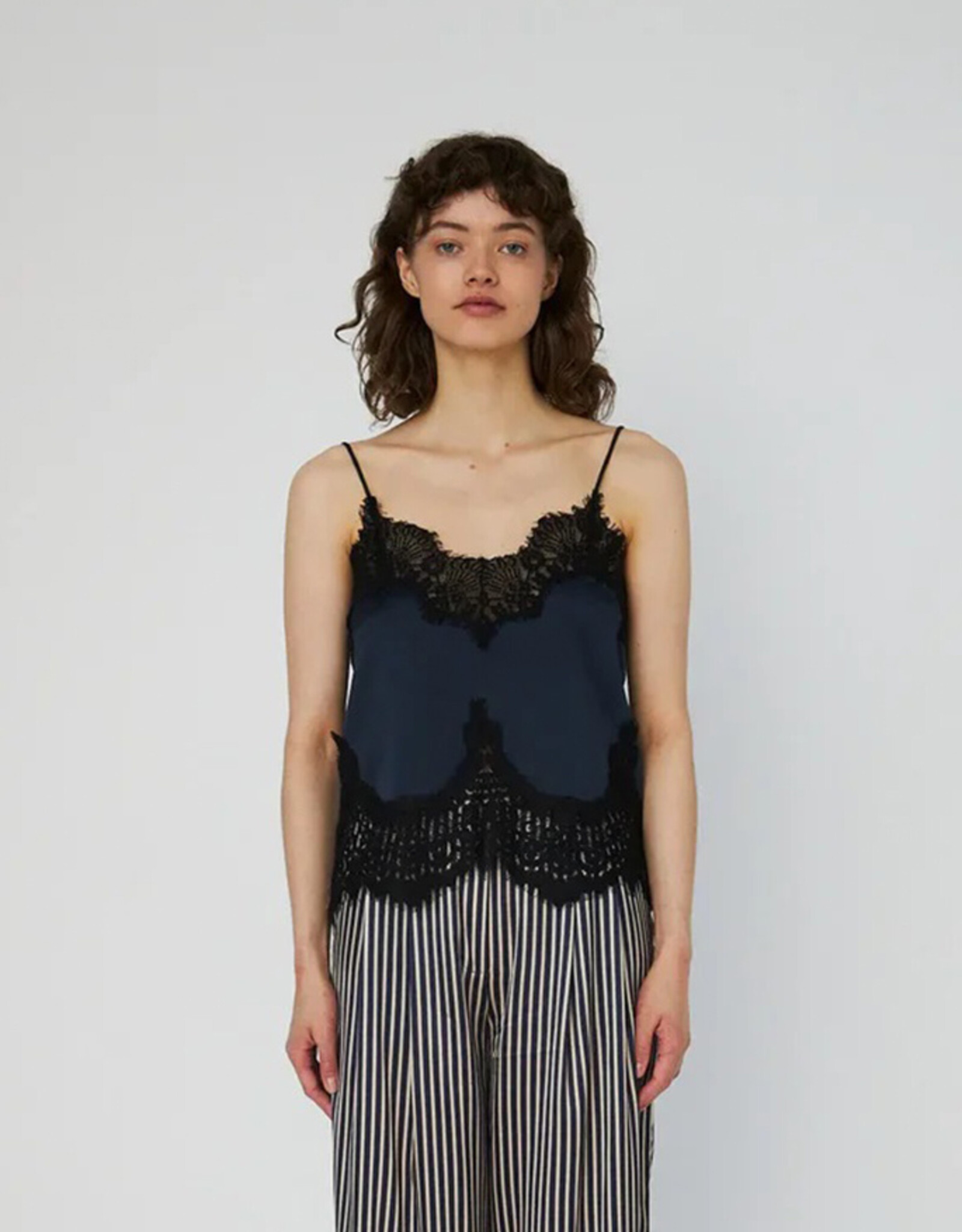 STELLA NOVA DELICATE TOP - ULTRA NAVY
