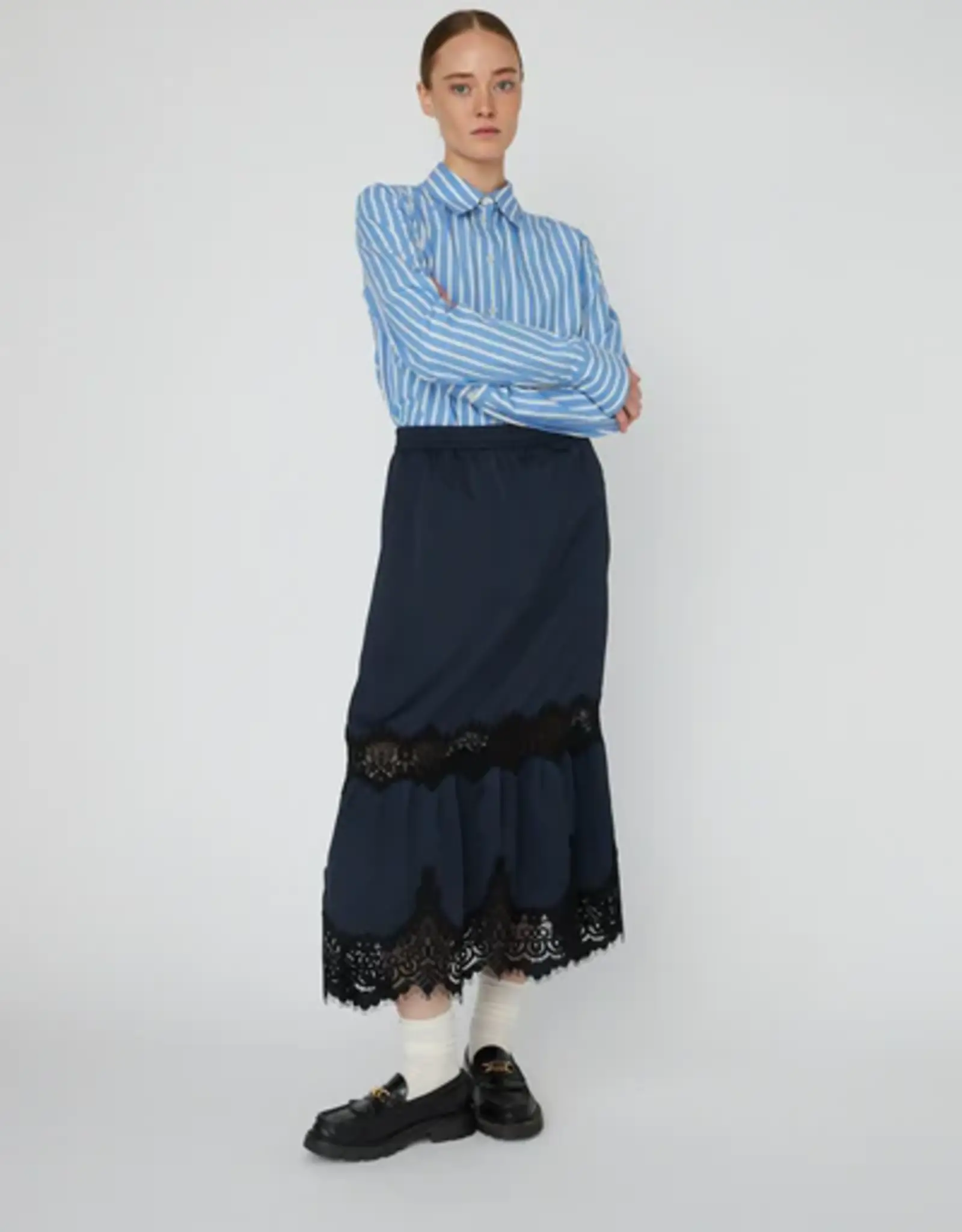 STELLA NOVA DELICATE LACE MIDI SKIRT - ULTRA NAVY