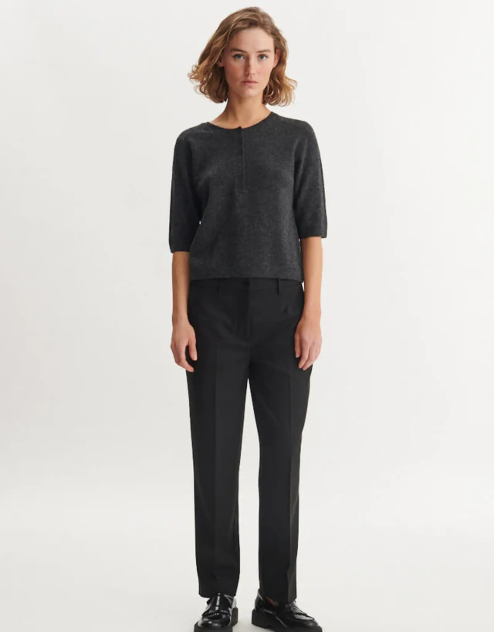 BASIC APPAREL SELEM SS TEE - DARK GREY