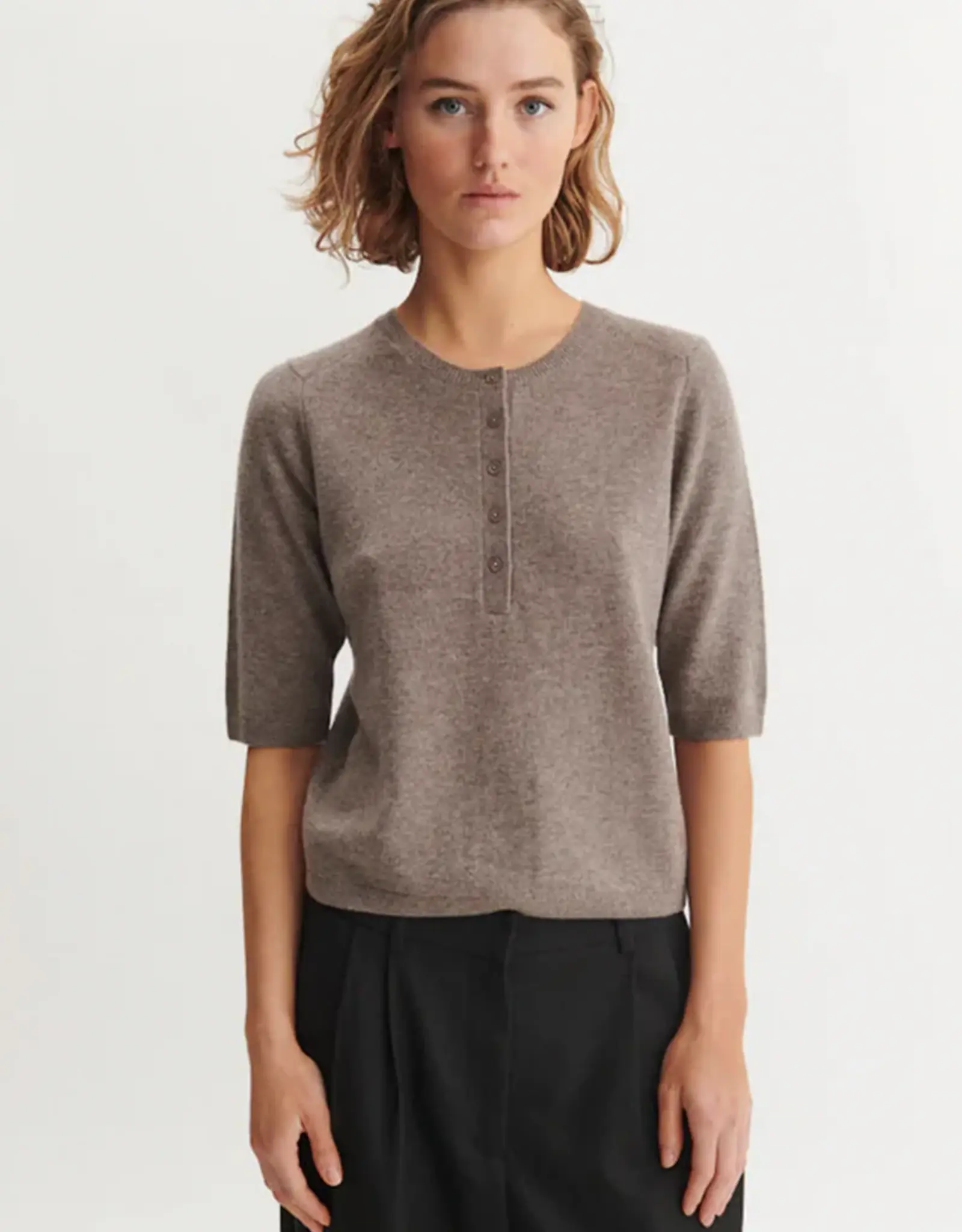 BASIC APPAREL SELEM TEE - PORTOBELLA