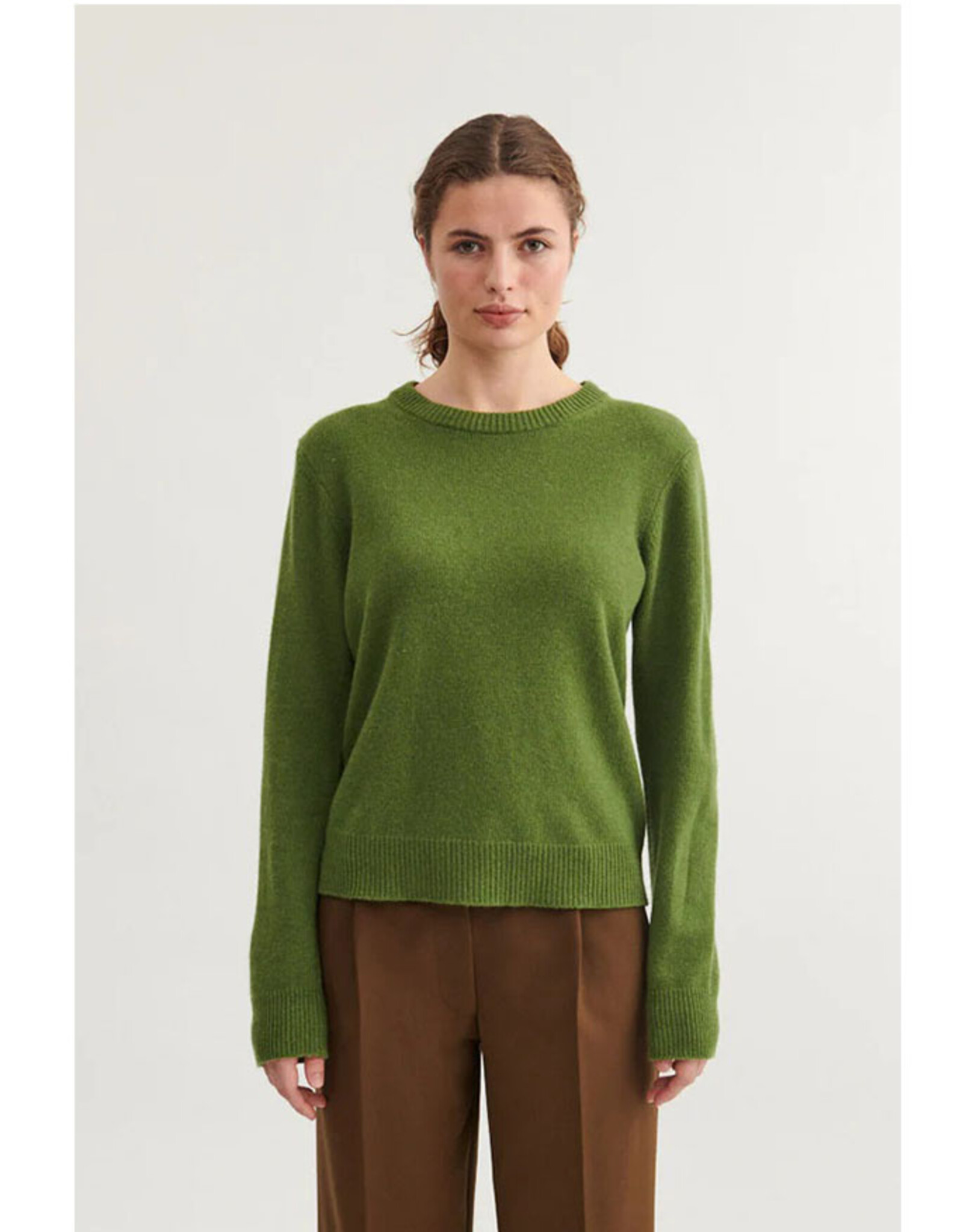 BASIC APPAREL CADY O NECK SWEATER - MAFLY