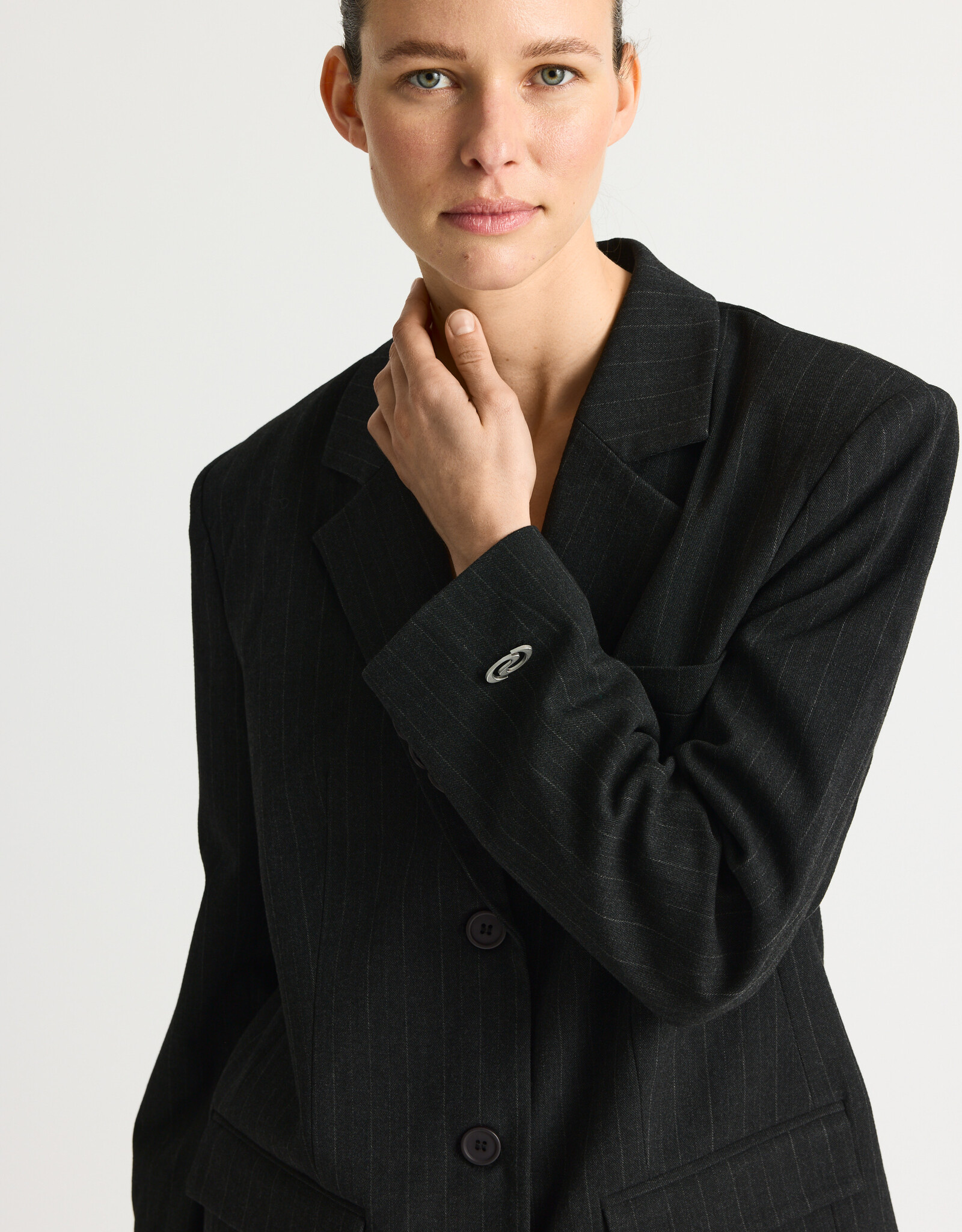 Résumé RÉSUMÉ KIRA BLAZER - DARK GREY