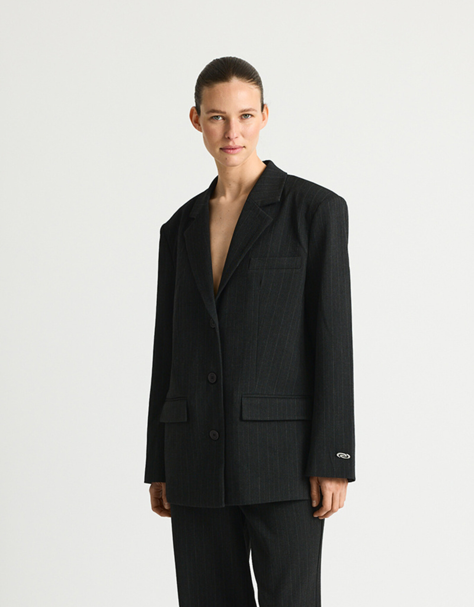 Résumé RÉSUMÉ KIRA BLAZER - DARK GREY