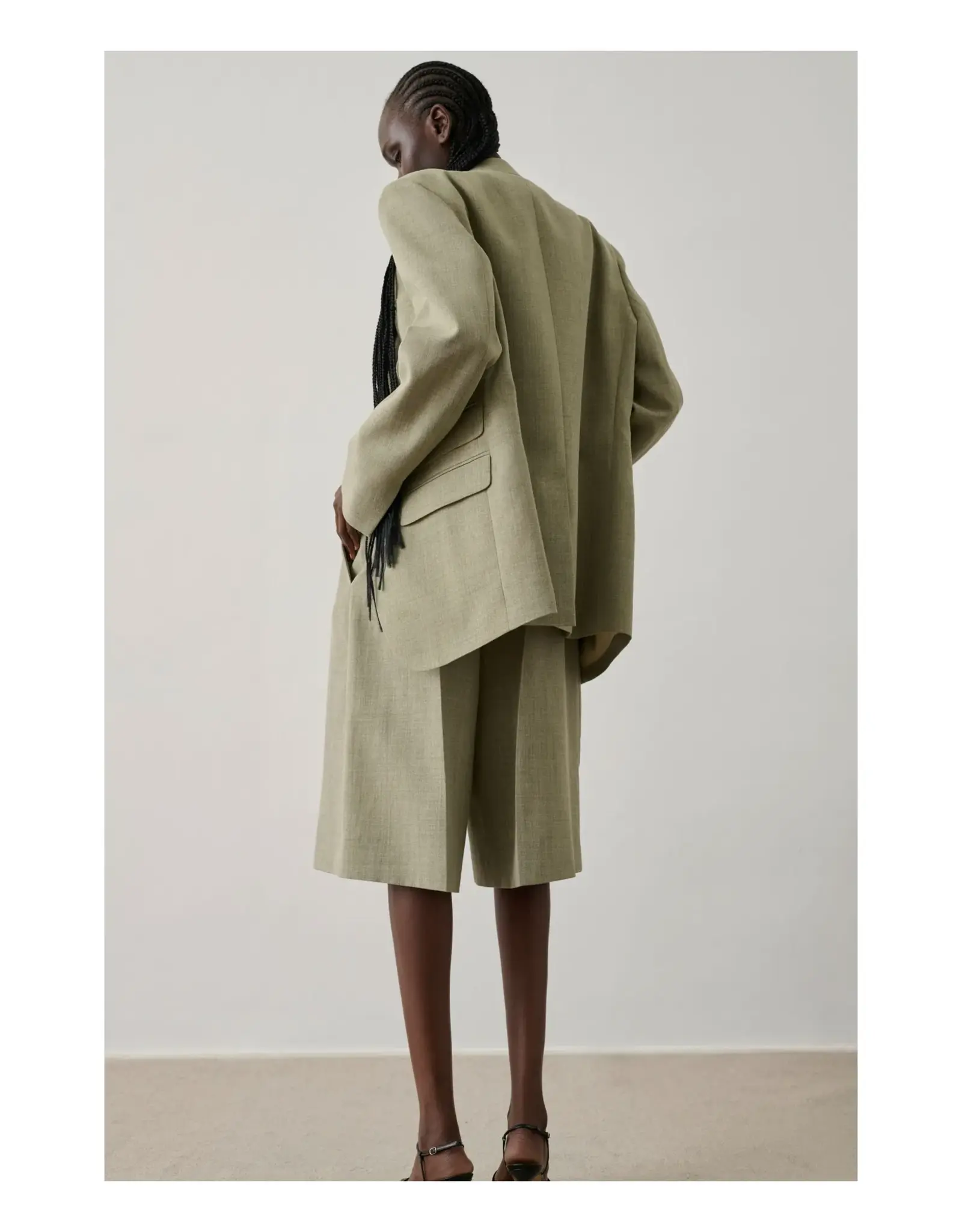 soeur SOEUR IMOGEN BERMUDA SHORTS - BEIGE