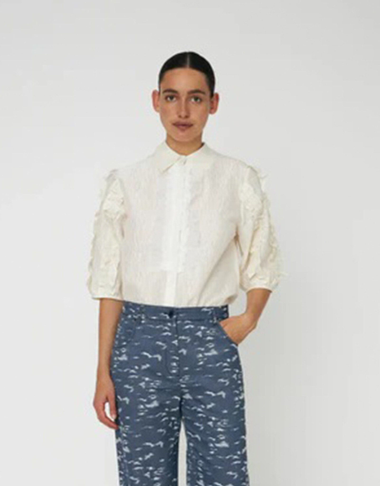 STELLA NOVA DELICATE FRILL SHIRT - IVORY