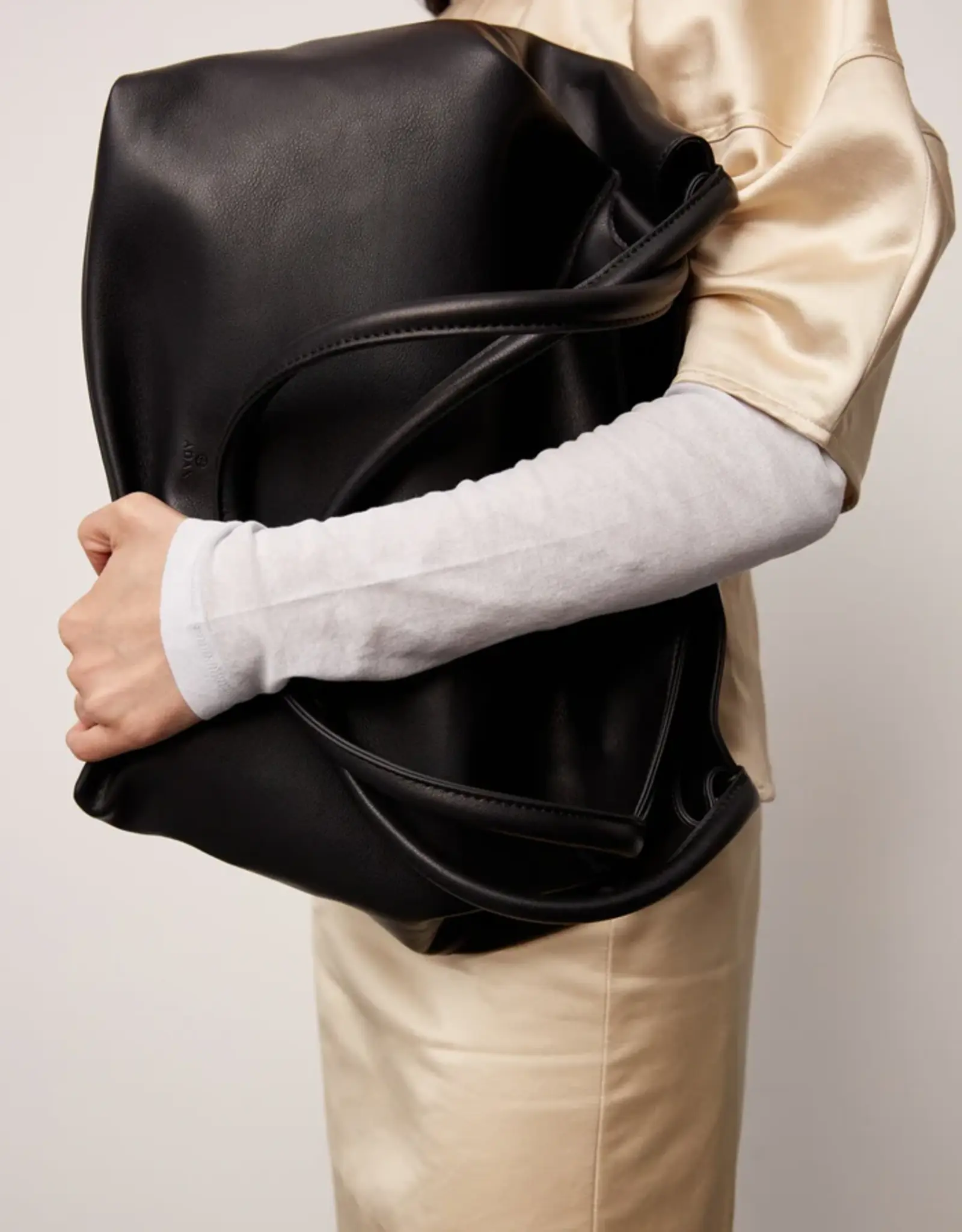 ADAX VEGAN HELENA BAG - BLACK