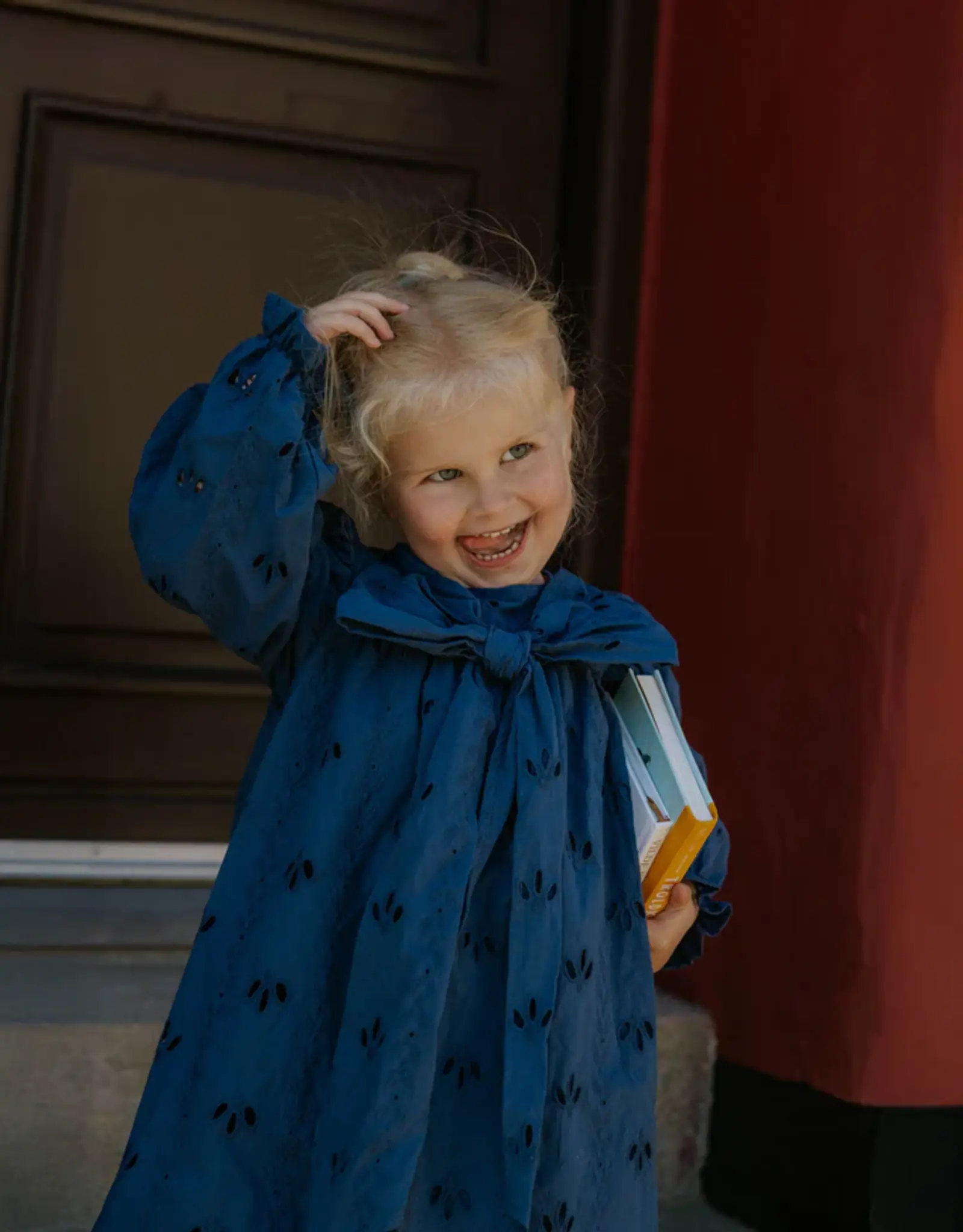 Fliink FLIINK CAMMA BOW DRESS - INSIGNIA BLUE