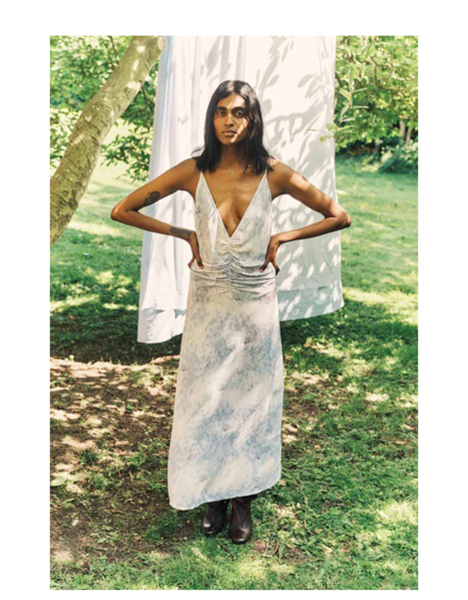 Baum Und Pferdgarten BAUM UND PFERDGARTEN ATALIA - DISTORED BLUE FLOWER