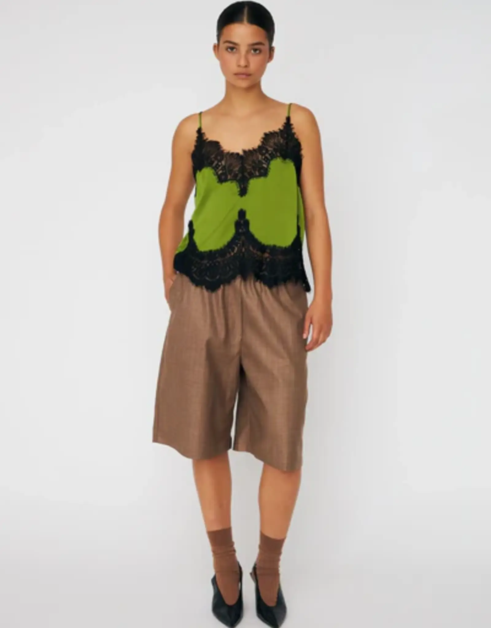 STELLA NOVA DELICATE LACE TOP - GREEN
