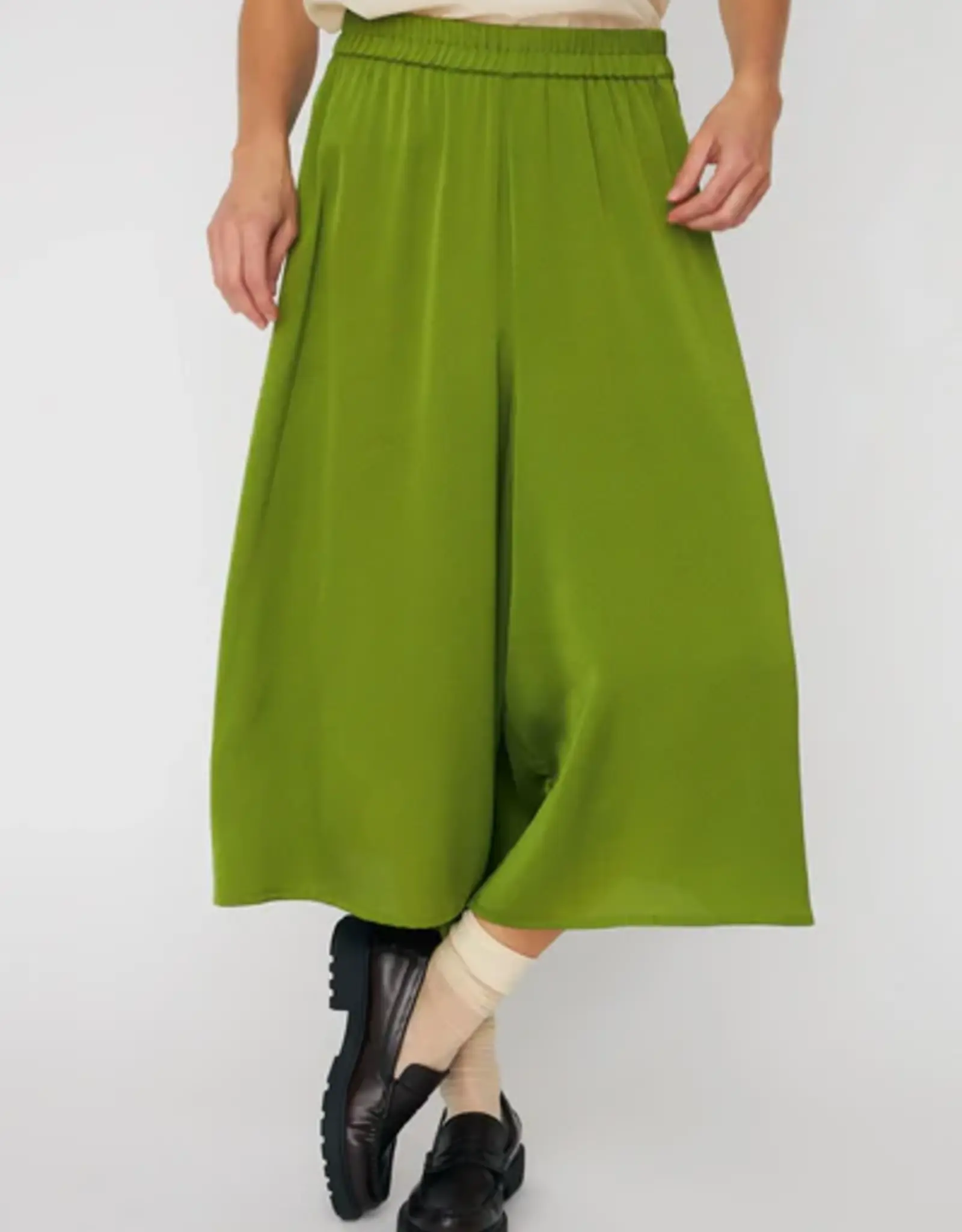 STELLA NOVA DELICATE SHORTS - GREEN FLASH