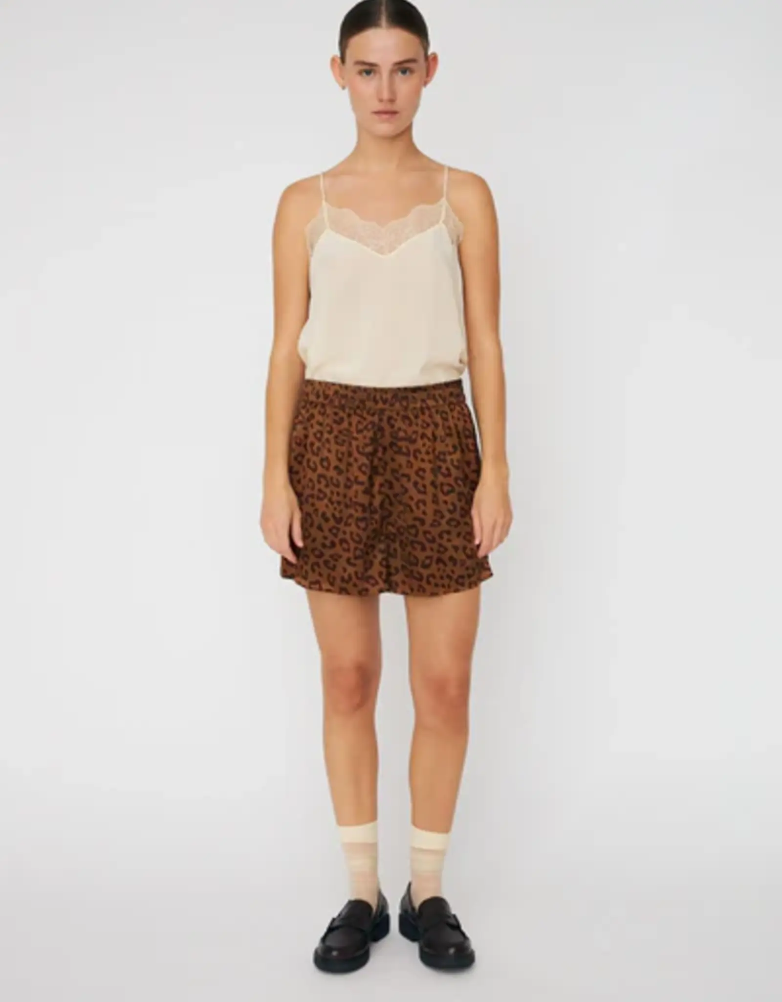 STELLA NOVA ANIMAL PRINTED SILKY SHORTS - LEOPARD