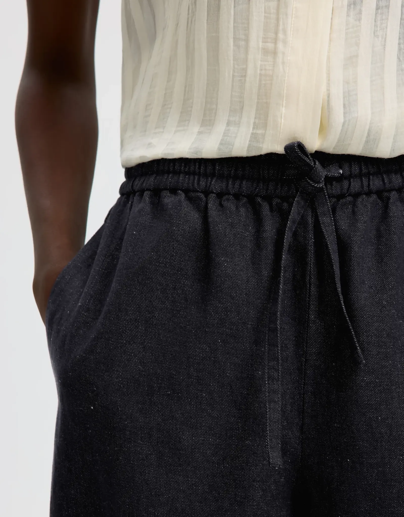 Selected Femme SELECTED FEMME BARREL WILLOW LINEN PANTS - D NAVY