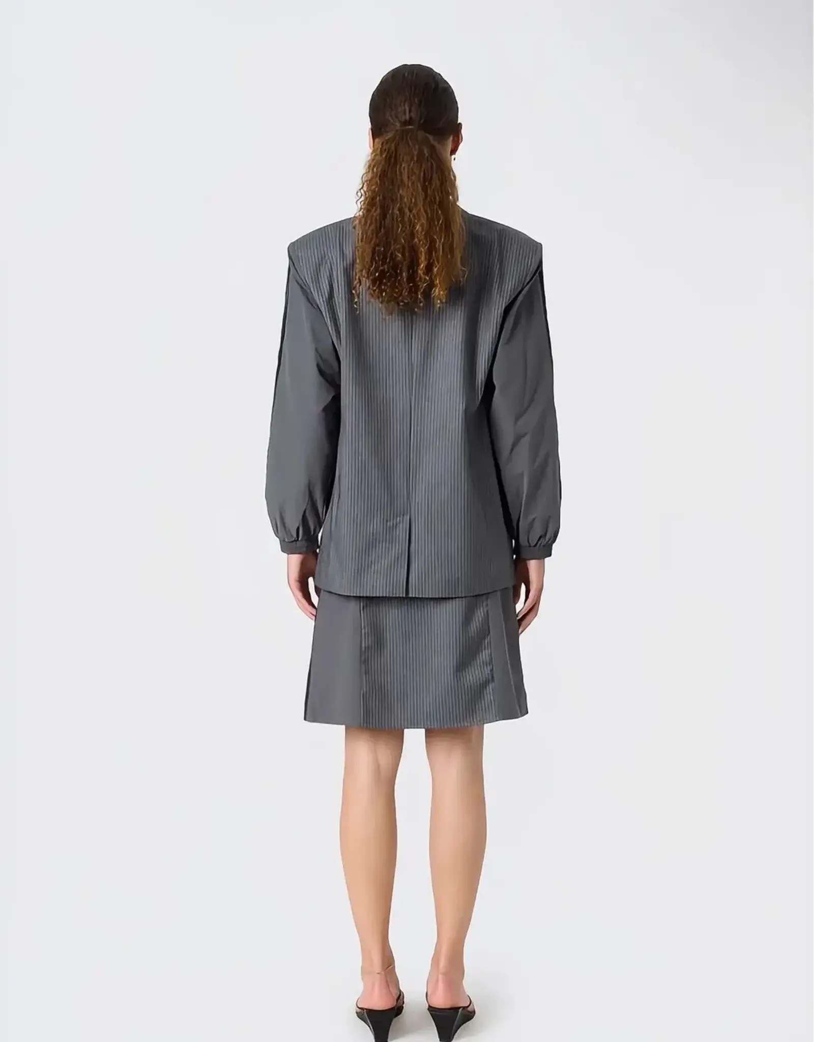 Résumé RÉSUMÉ MILAN BLAZER - DARK GREY