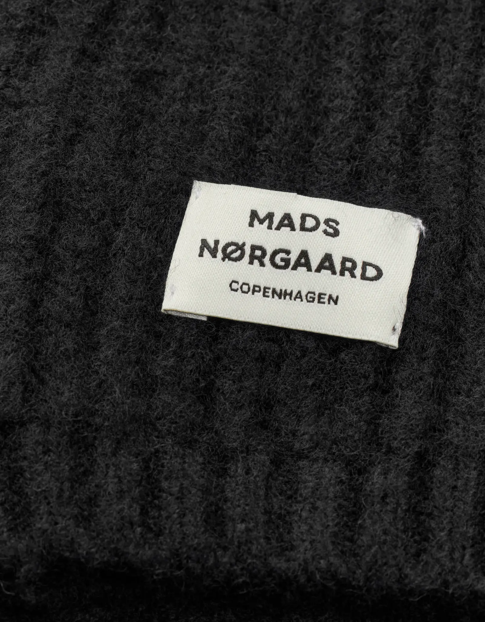 Mads Norgaard MADS NØRGAARD TOSCA BALACLAVA - BLACK