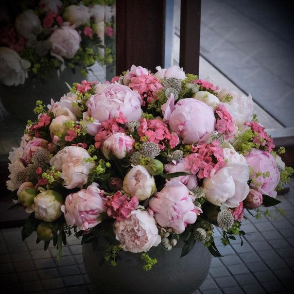 Daniel Ost Soft Pink Bouquet 100 EUR