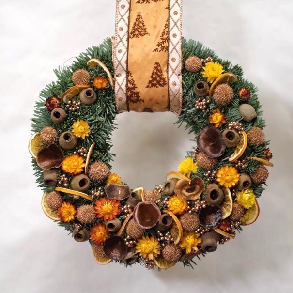 Daniel Ost Hanging Christmas Wreath ø 35cm (yellow)