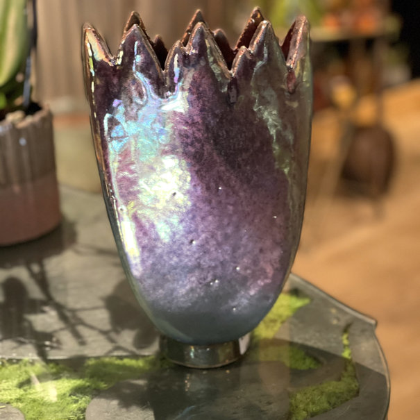 Mobach Vase hand shaped purple H28 B18