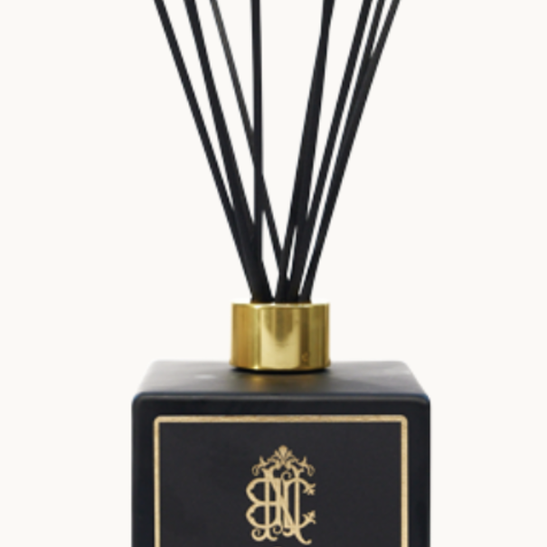 Le Parfum de Nathalie Mountain Chic Large Sticks & Soap Box