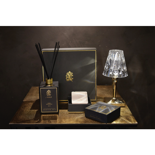 Le Parfum de Nathalie Mountain Chic Large Sticks & Soap Box