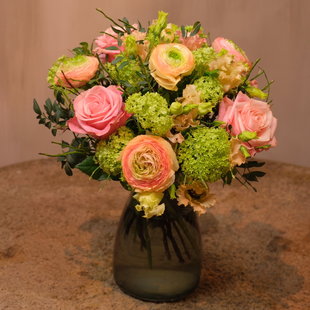 Seasonal Signature Bouquet (40 EUR)