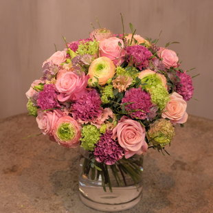 Seasonal Signature Bouquet (100 EUR)