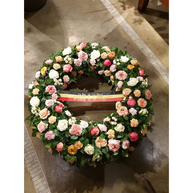 Daniel Ost Flowers Sympathy Collection – Grand Floral Wreath (130 cm)