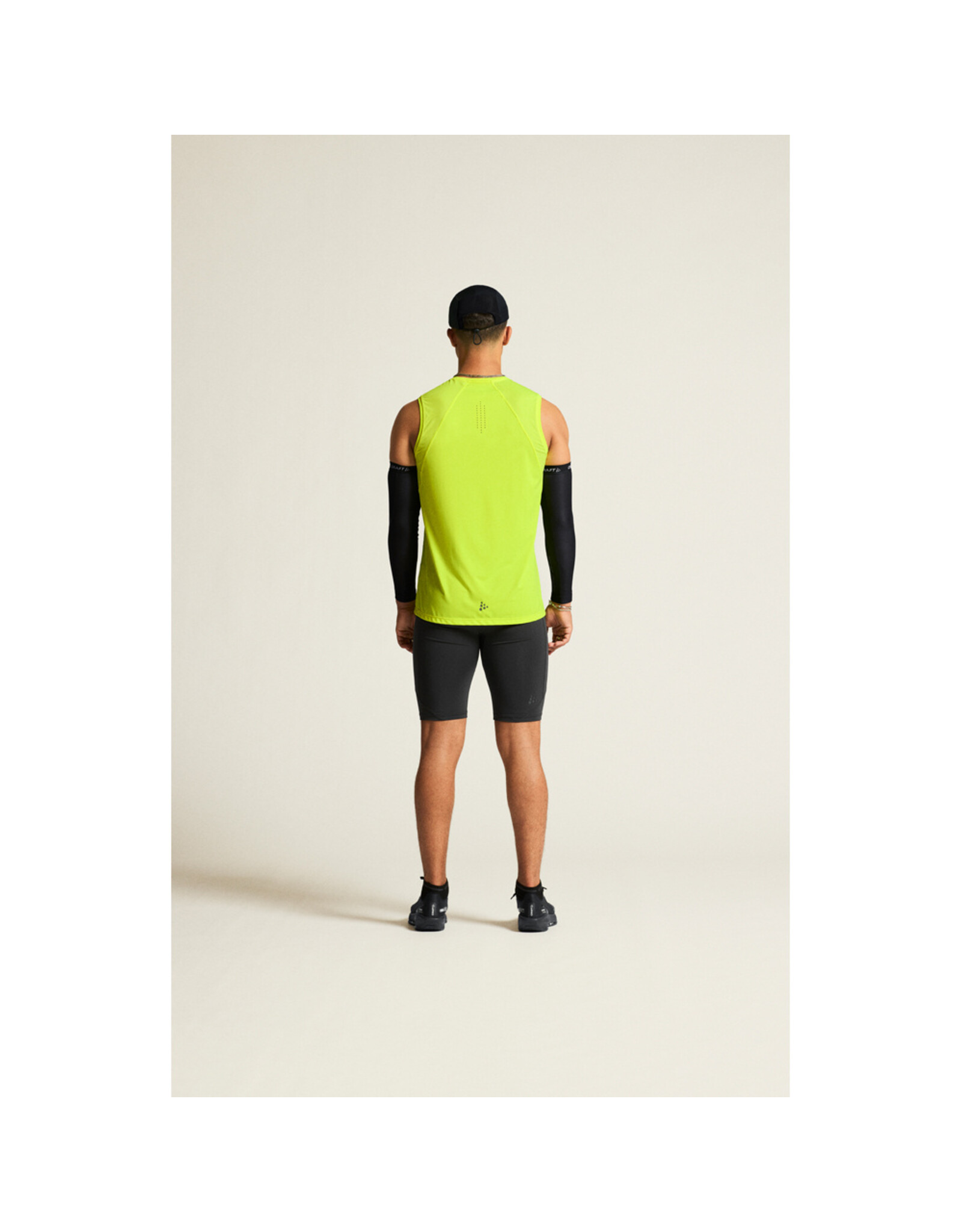 Craft ADV ESSENCE SHORT TIGHTS 2 M-BLACK