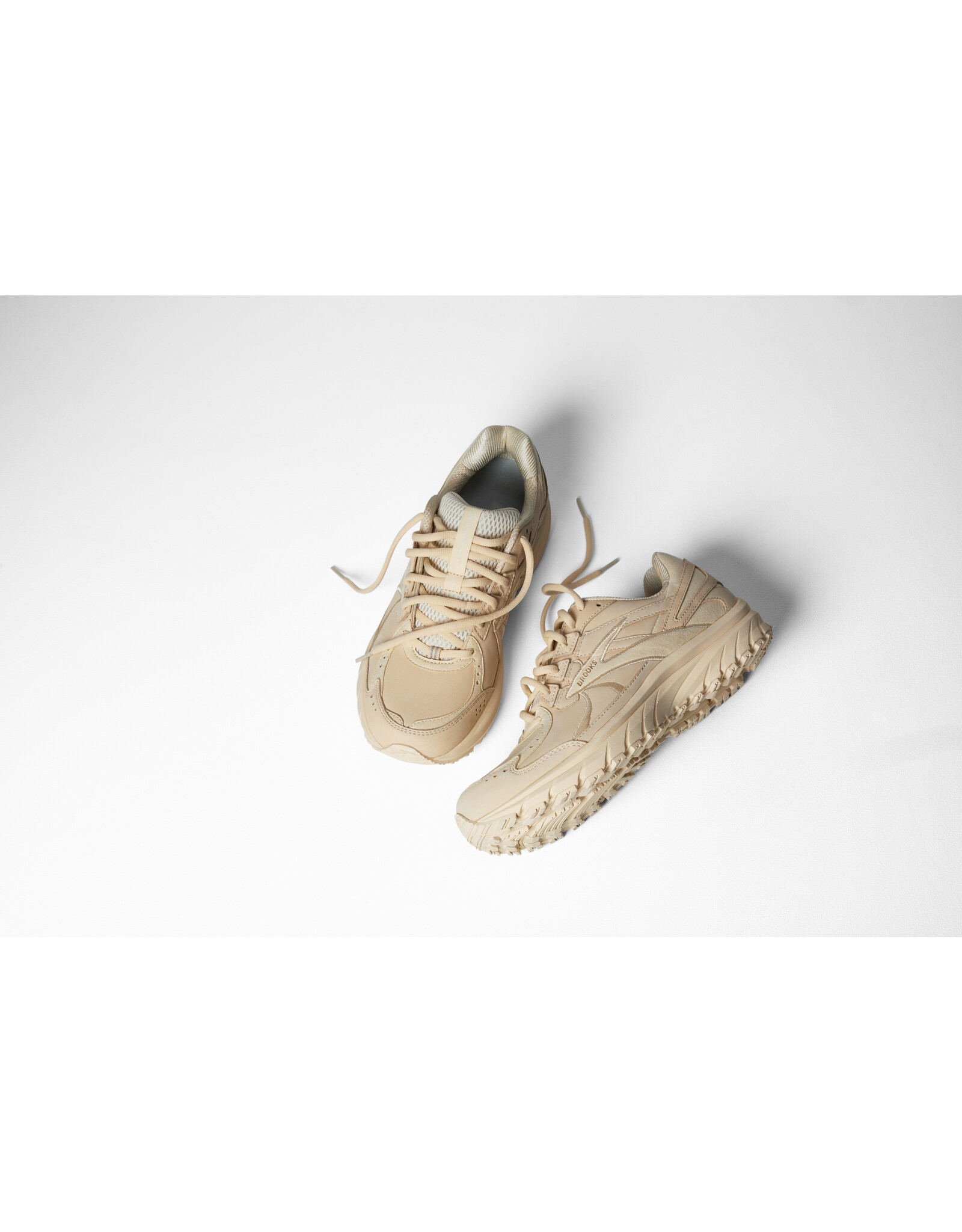 Brooks Zeal Walker-Dames-Angora/Coconut/Milk