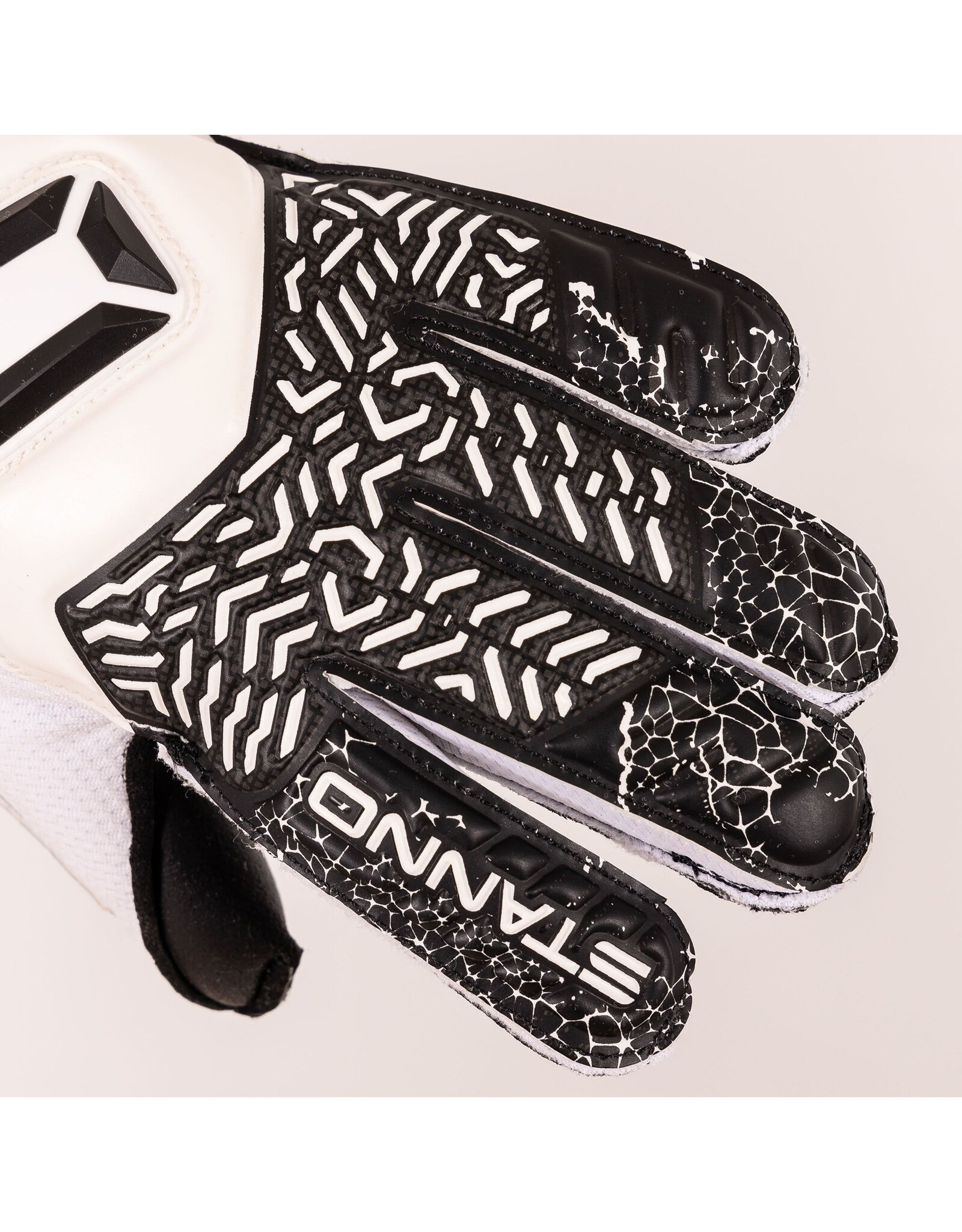 Stanno Volare Match JR III Goalkeeper Gloves-Black-White