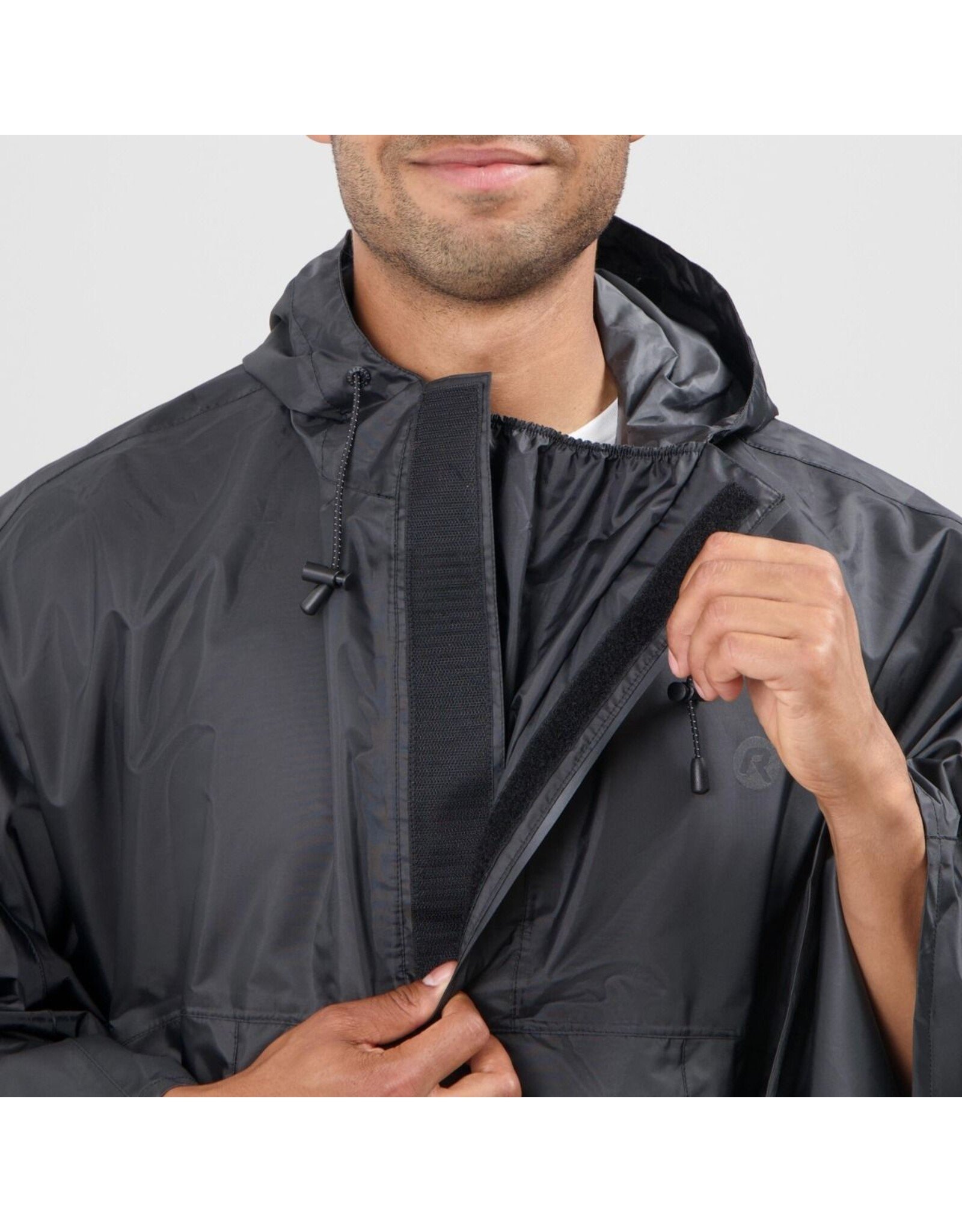 Rogelli Commuter Core- rain poncho-black