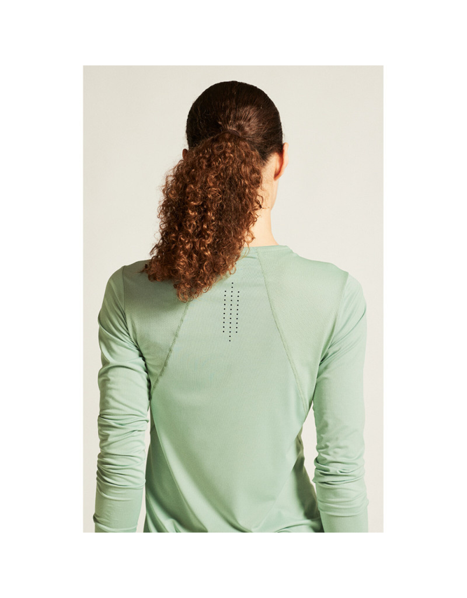 Craft ADV ESSENCE LS TEE 2 W-GLACIAL