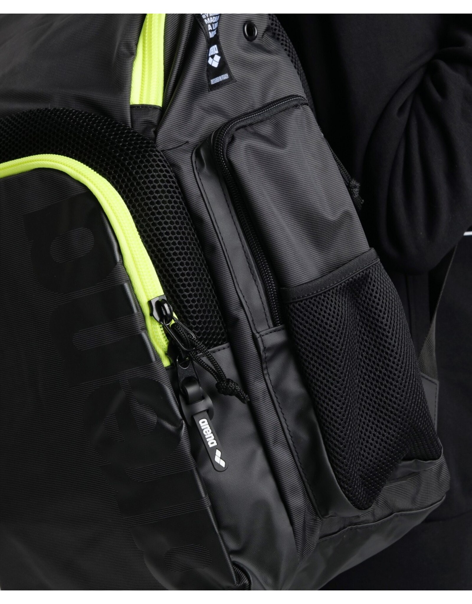 Arena Spiky III Backpack 35-darksmoke-neonyellow