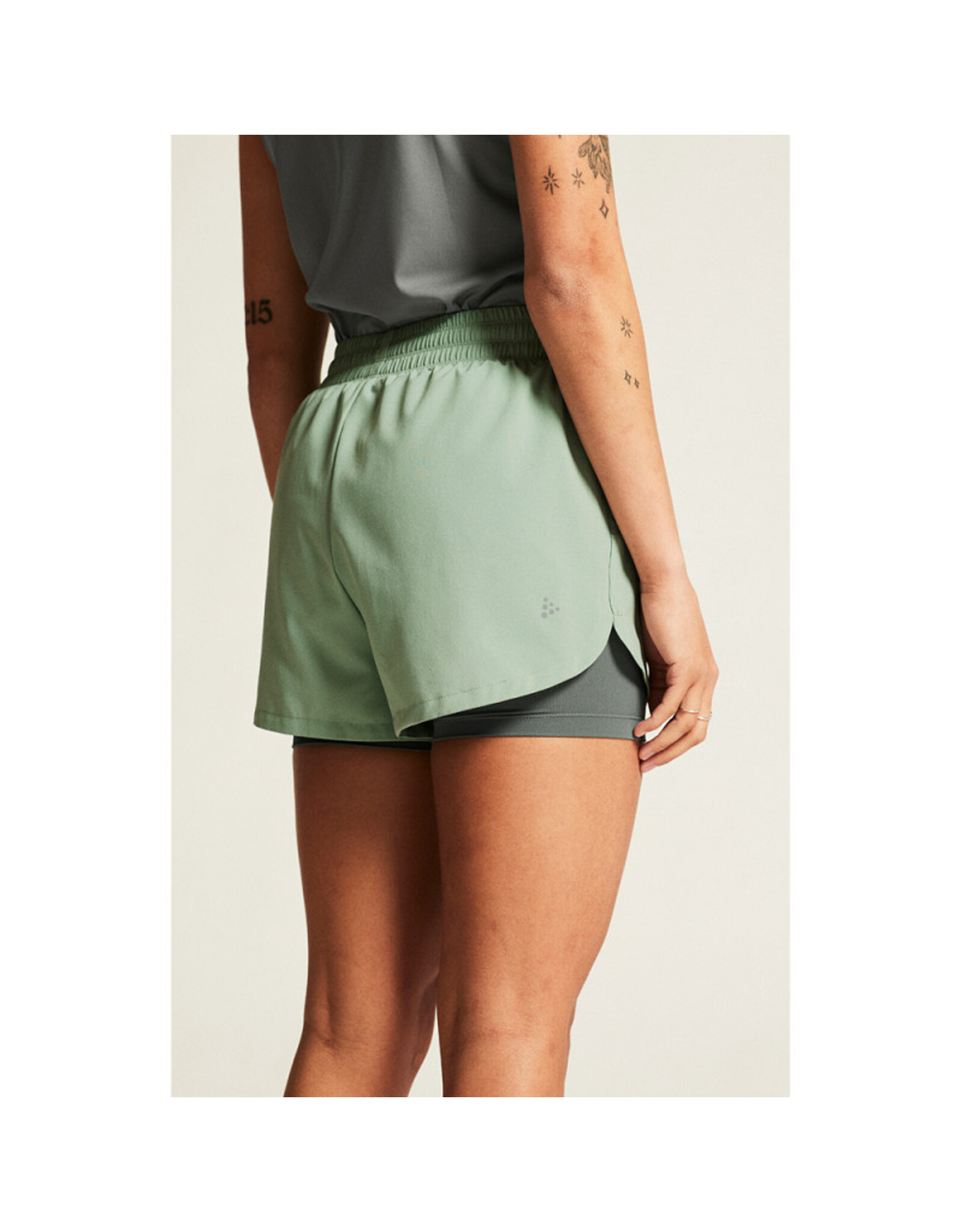 Craft ADV ESSENCE 2-IN-1 SHORTS 2 W-Dames-GLACIAL