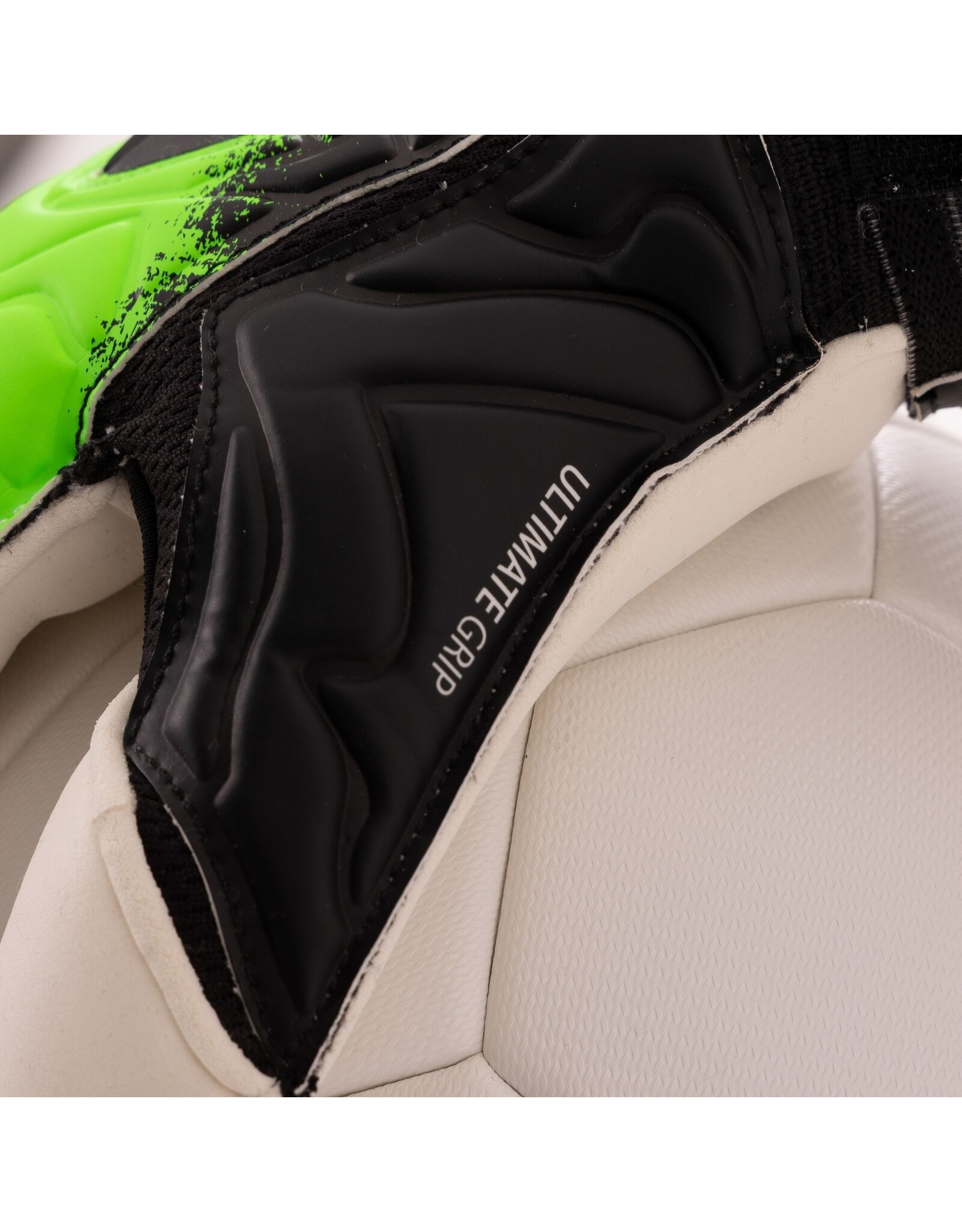 Stanno White-Green-Black-Ultimate Grip V JR Goalkeeper Gloves