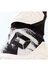 Stanno White-Black-Ultimate Grip V Goalkeeper Gloves