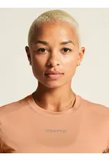 Craft ADV ESSENCE SS TEE 2 W-Dames-LIGHT SYRUP