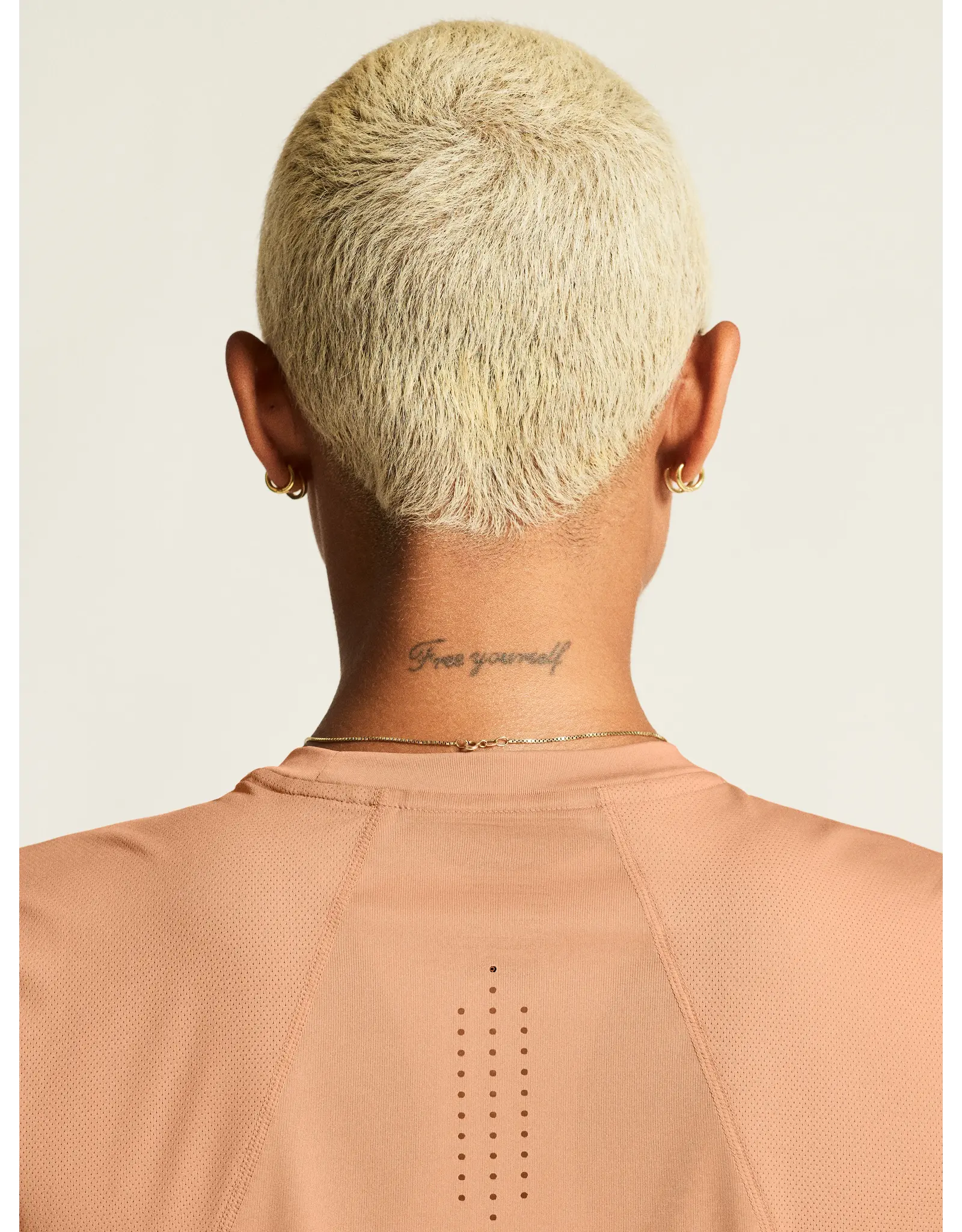 Craft ADV ESSENCE SS TEE 2 W-Dames-LIGHT SYRUP