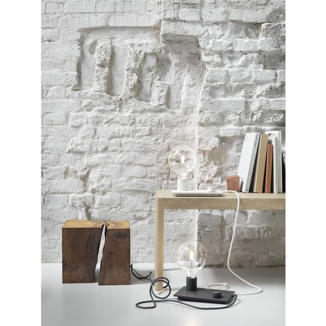 Muuto Control lamp black