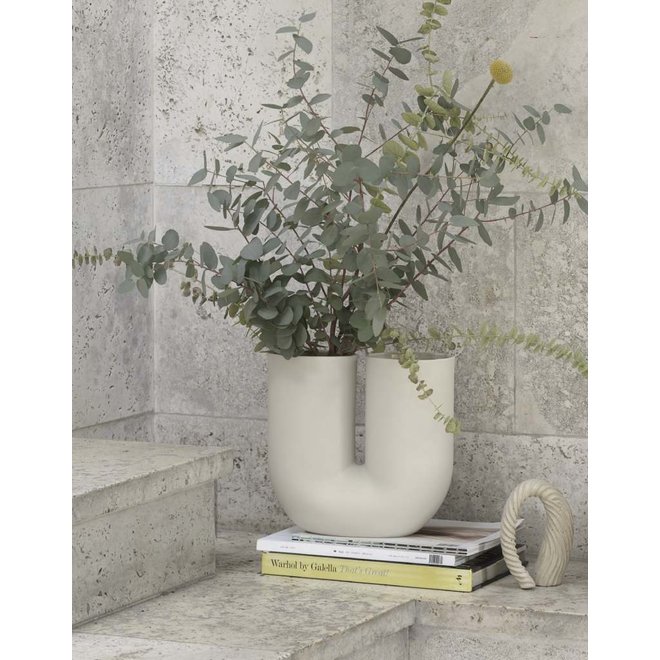 Muuto Kink Vase Sand