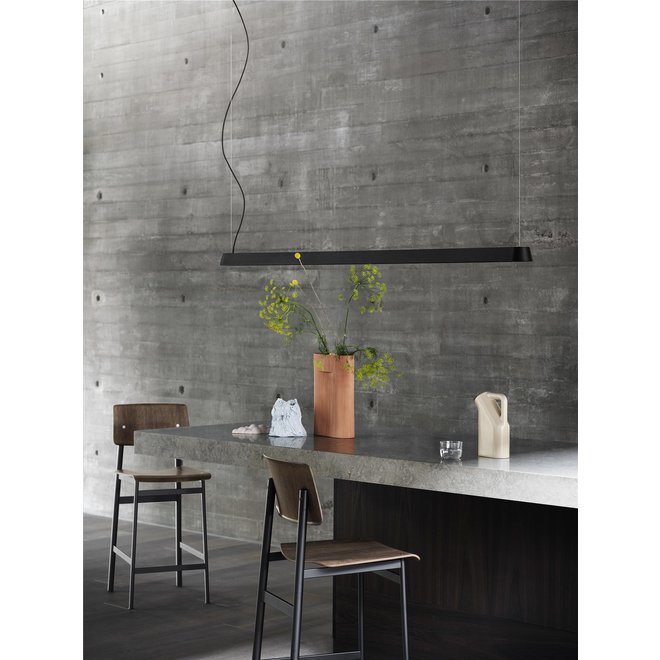 Muuto Linear Pendant Light