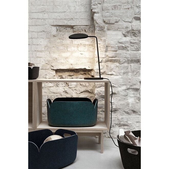 Muuto Leaf Table Lamp