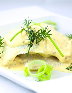  HARINGHAPJE IN CURRYSAUS - PER 100GRAM