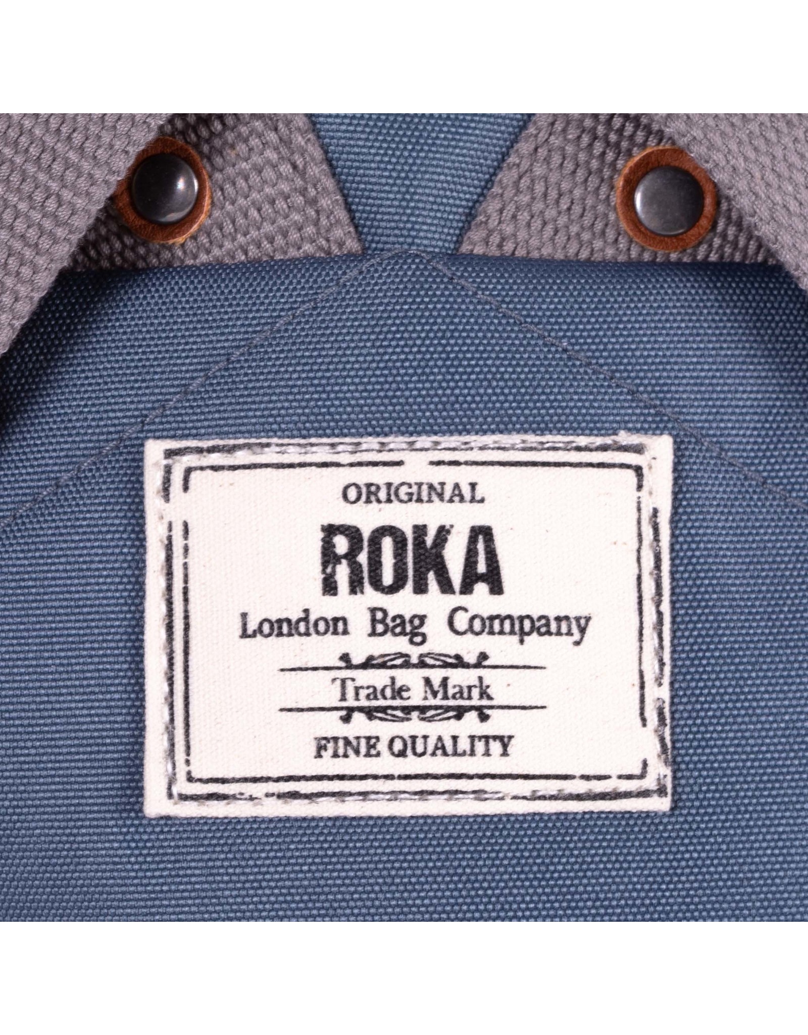 ROKA London Finchley A Sustainable Airforce Large  12-15 recycled bottles