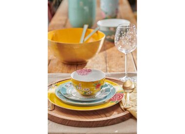 Borden, schotels en bakjes